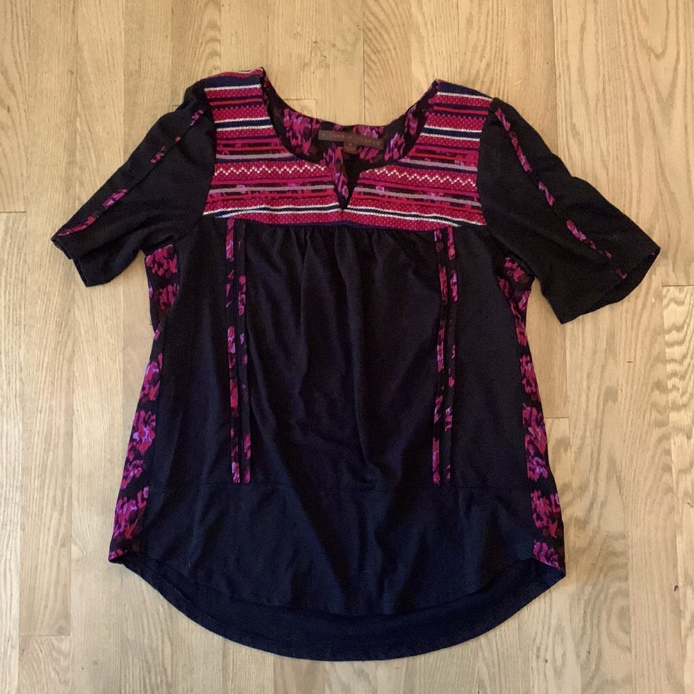 Short Sleeve Peasant Top! With Embroidered Bodice